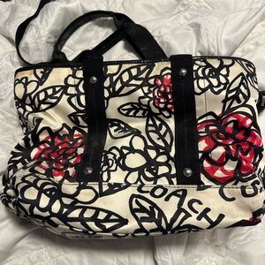 COACH  POPPY LOGO FLORAL TRAVEL TOTE CARRY ON BAG 13LX17W.